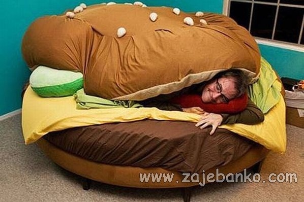 Transformacija običnih predmeta: Krevet u obliku hamburgera