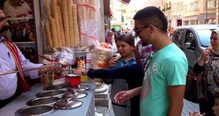 Prodavač sladoleda u Turskoj